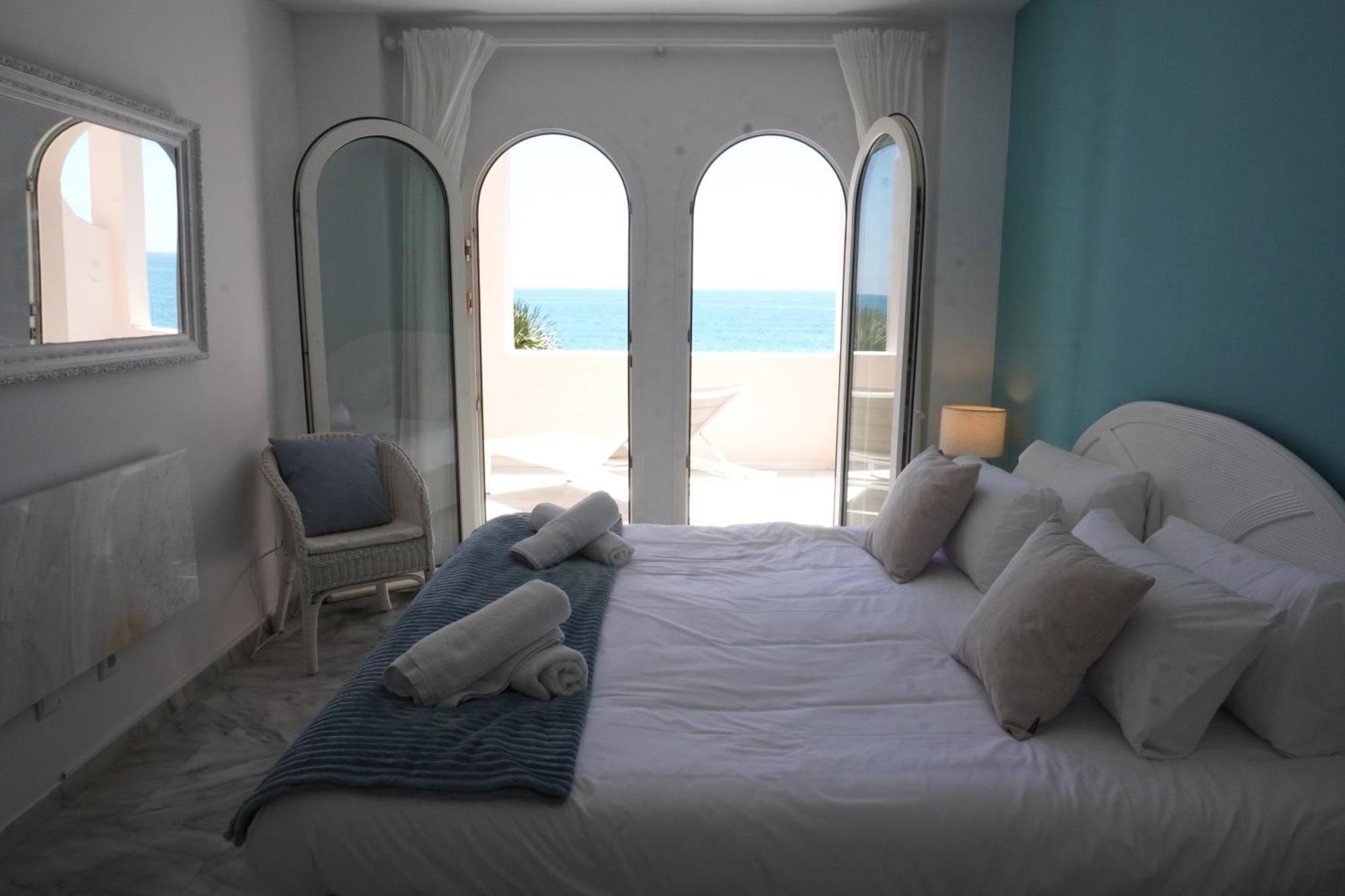 Beach View Playa Del Moral Estepona Exterior photo