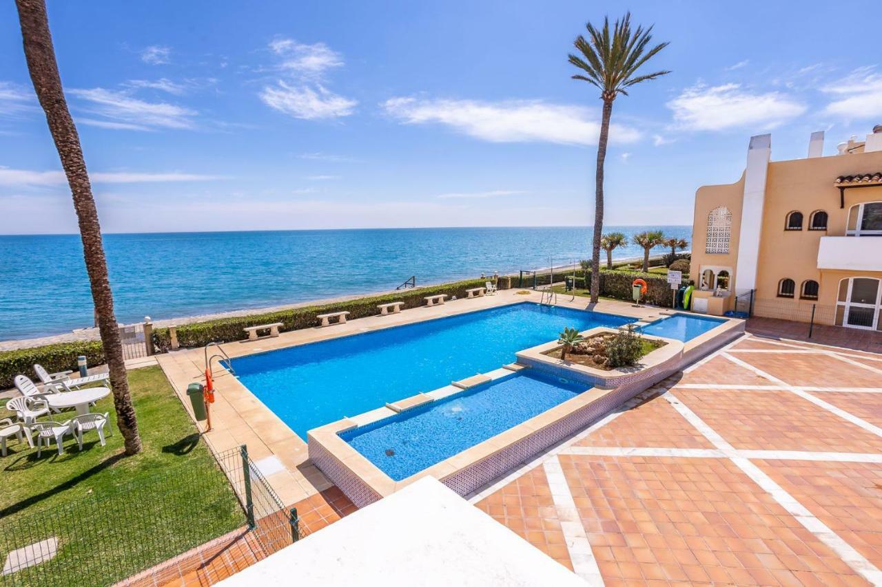 Beach View Playa Del Moral Estepona Exterior photo