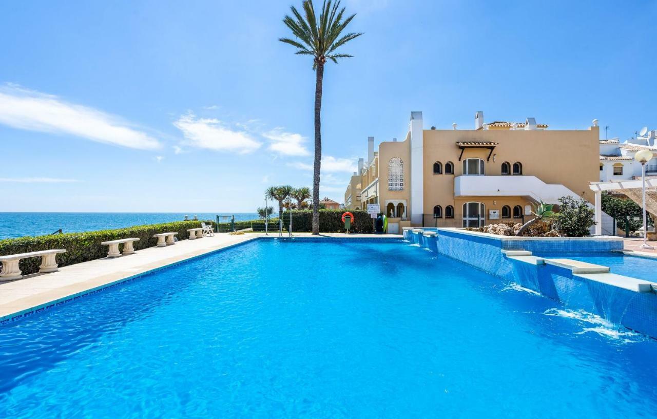 Beach View Playa Del Moral Estepona Exterior photo
